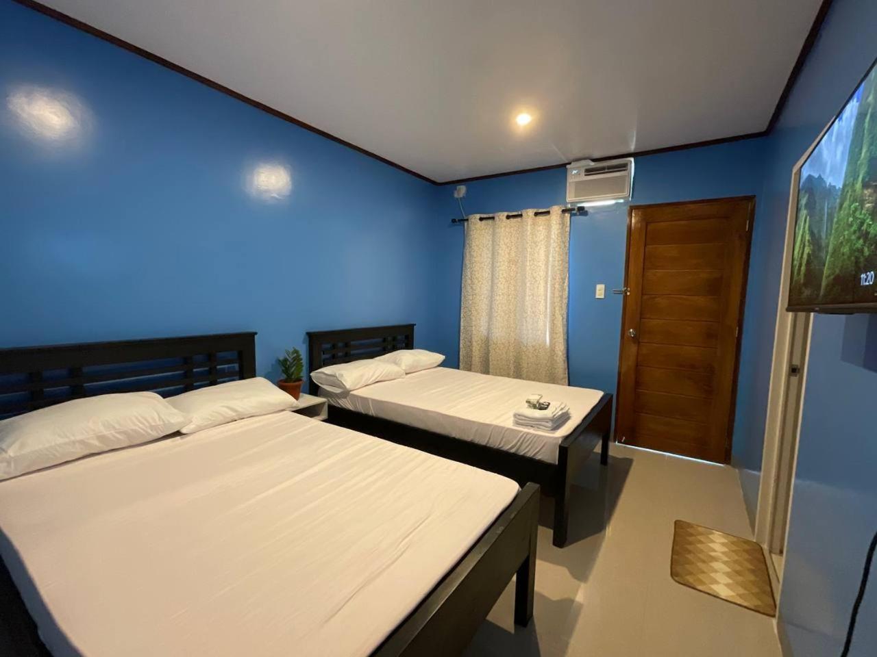 Halajo Bnb Transient Laoag Oda fotoğraf